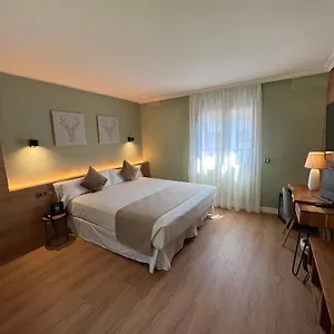 Hotel Yomo Imperial, Sant Julià de Lòria